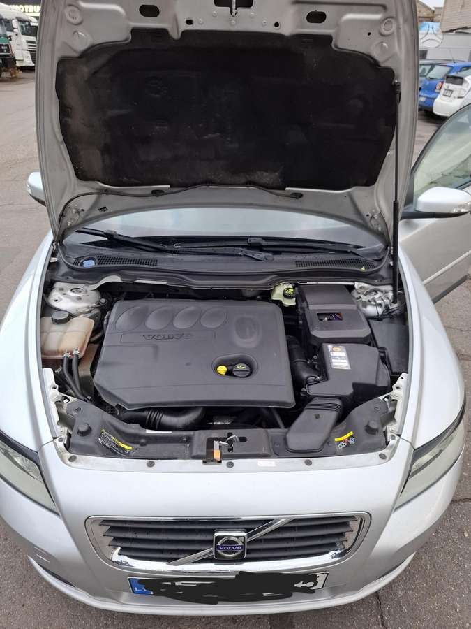 Volvo V50 2008 — photo 11