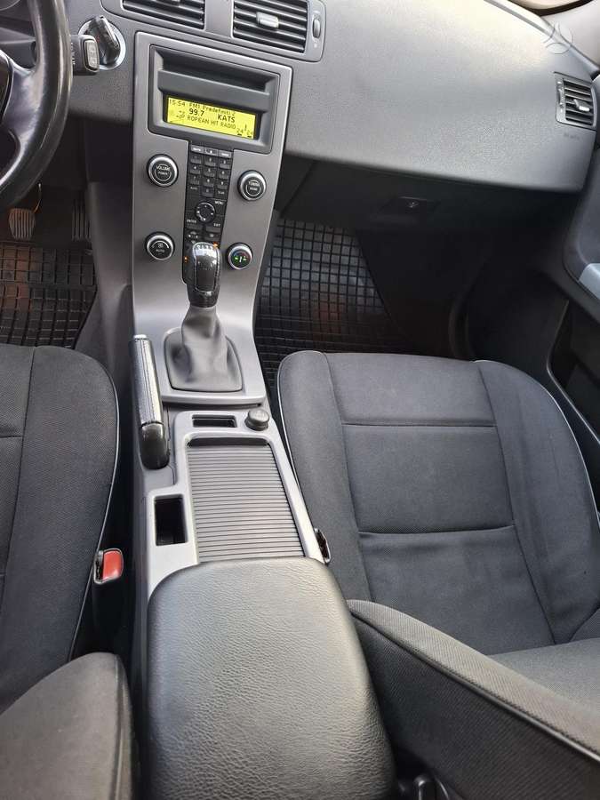 Volvo V50 2008 — photo 19