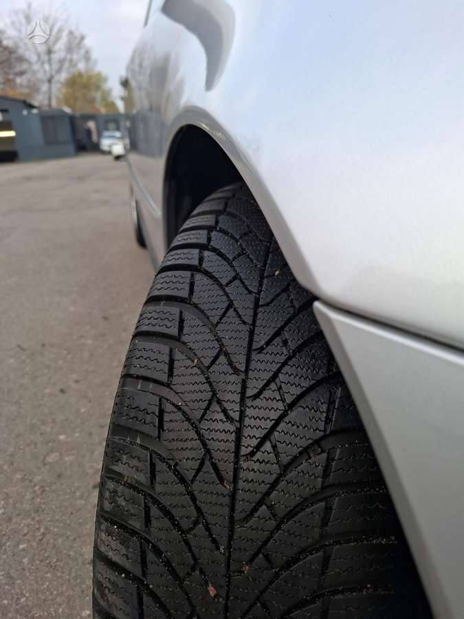 Volvo V50 2008 — photo 5