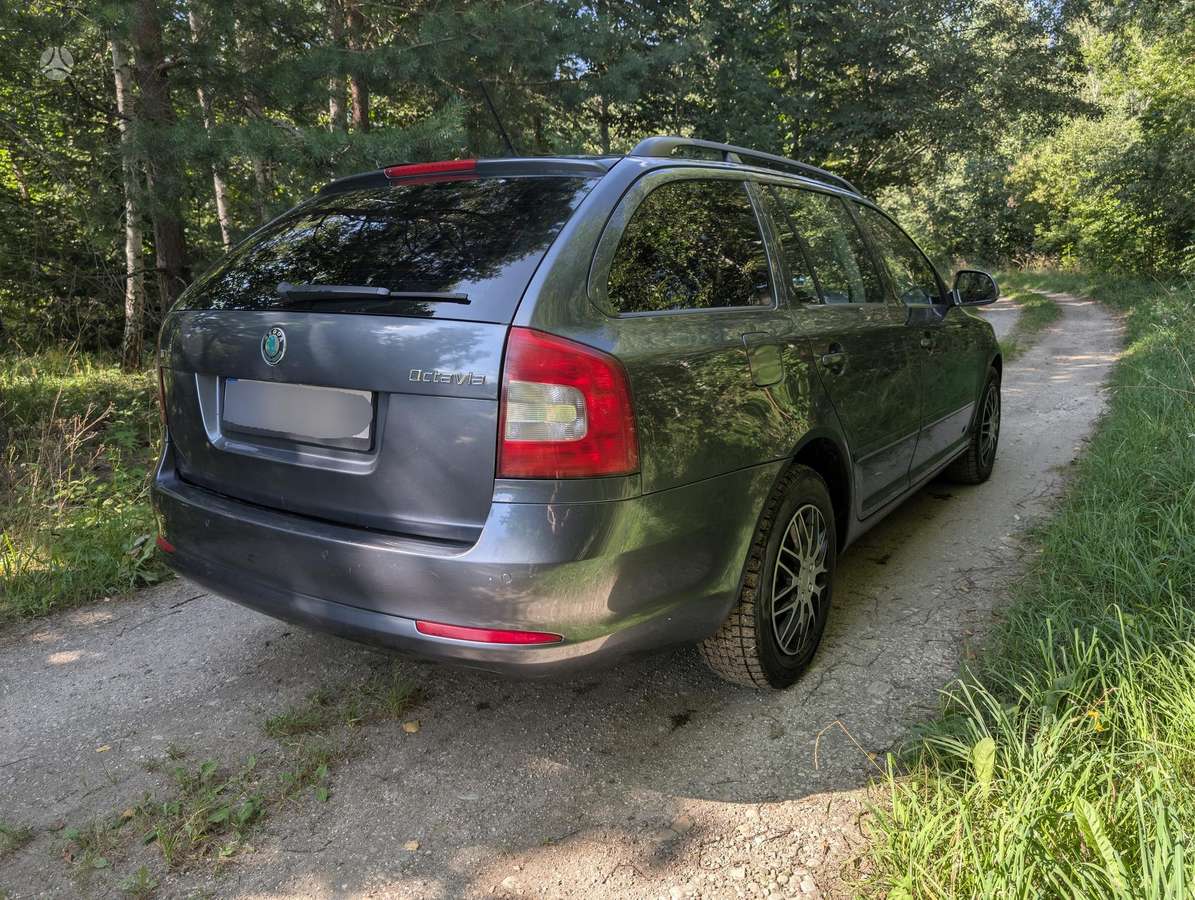 Skoda Octavia 2011 — photo 5