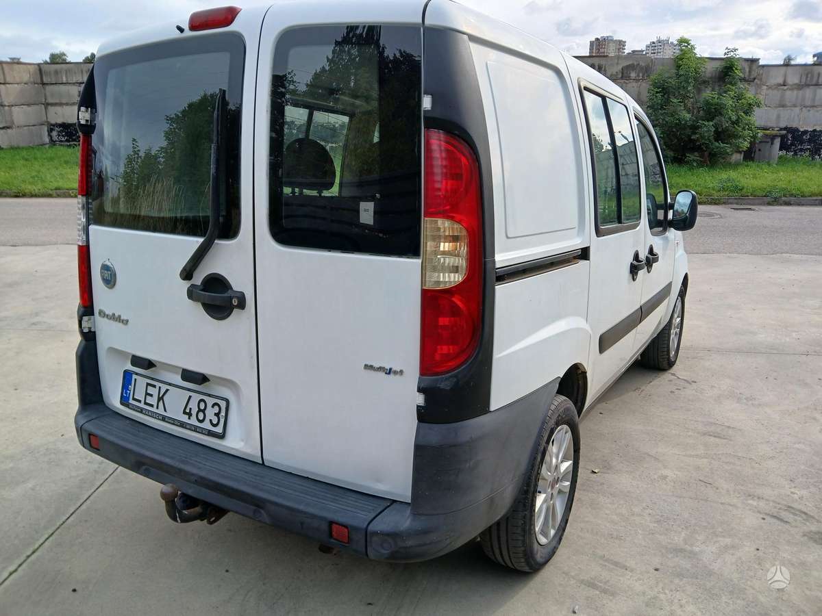 Fiat Doblo 2007 — interior