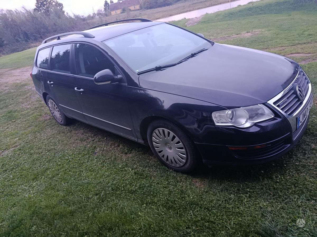 Volkswagen Passat 2008 — вигляд ззаду