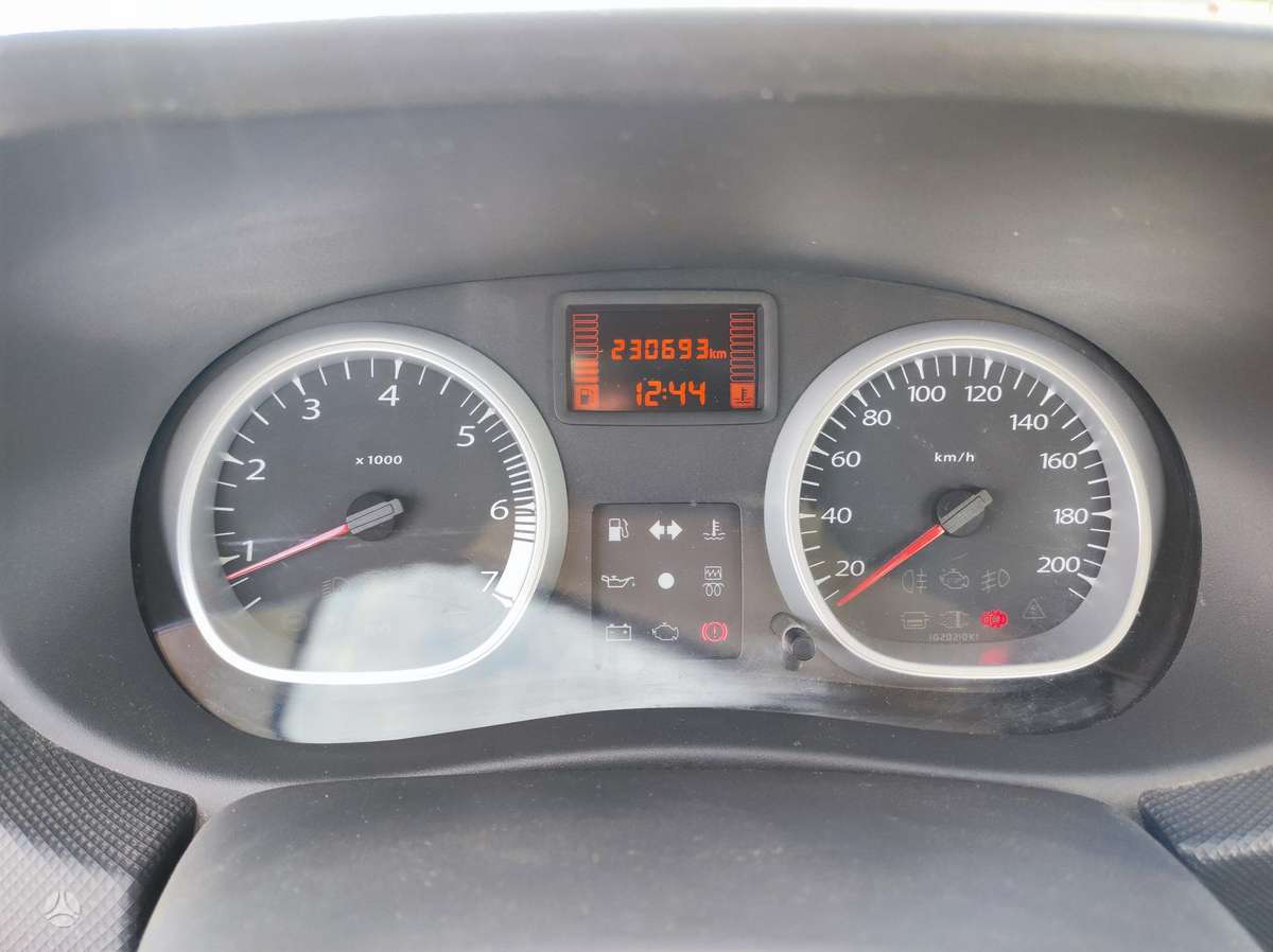 Dacia Duster 2011 — photo 9