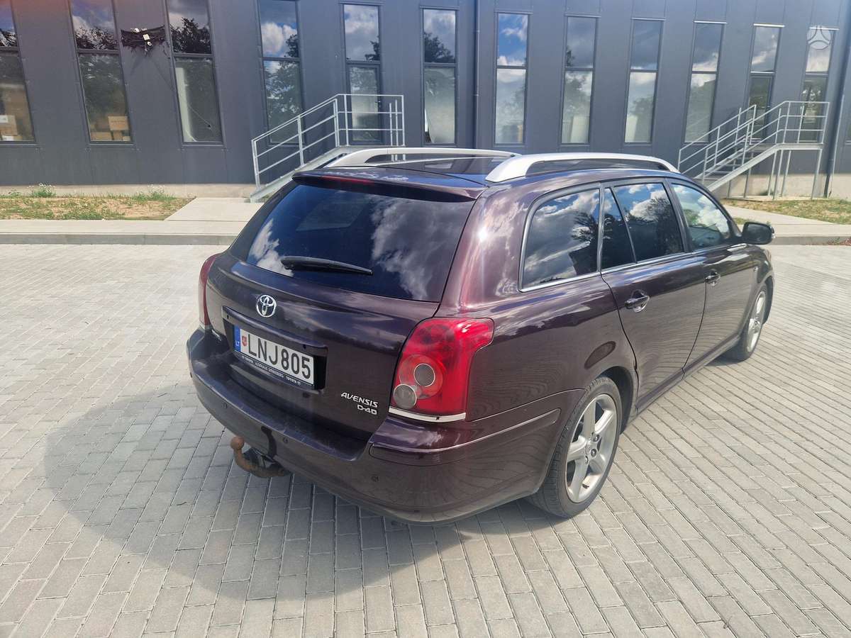 Toyota Avensis 2007 — двигун 2231 cm³, 177 HP (130kW)