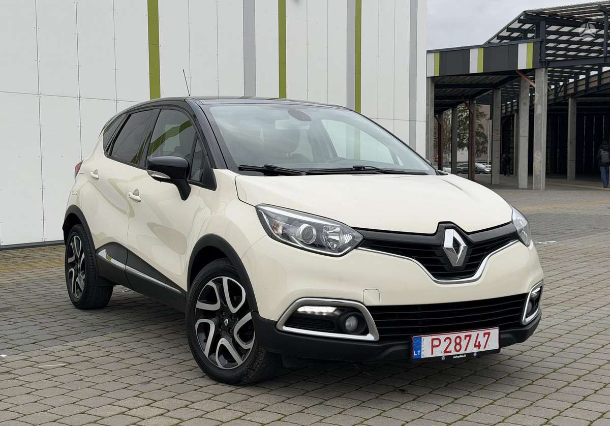 Renault Captur 2014 — rear view
