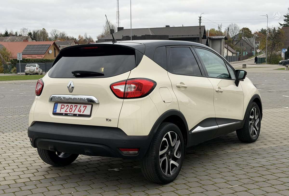 Renault Captur 2014 — interior