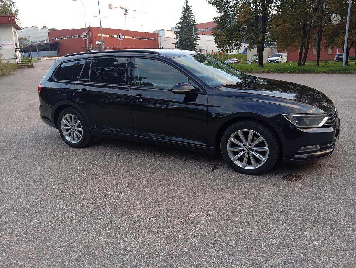 Volkswagen Passat 2015 — салон