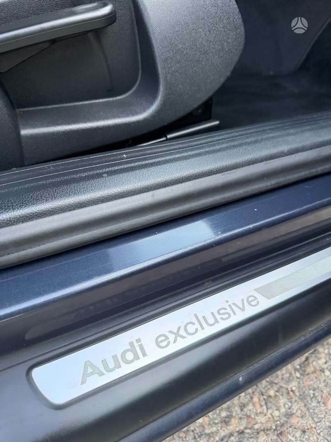 Audi A6 2010 — photo 14