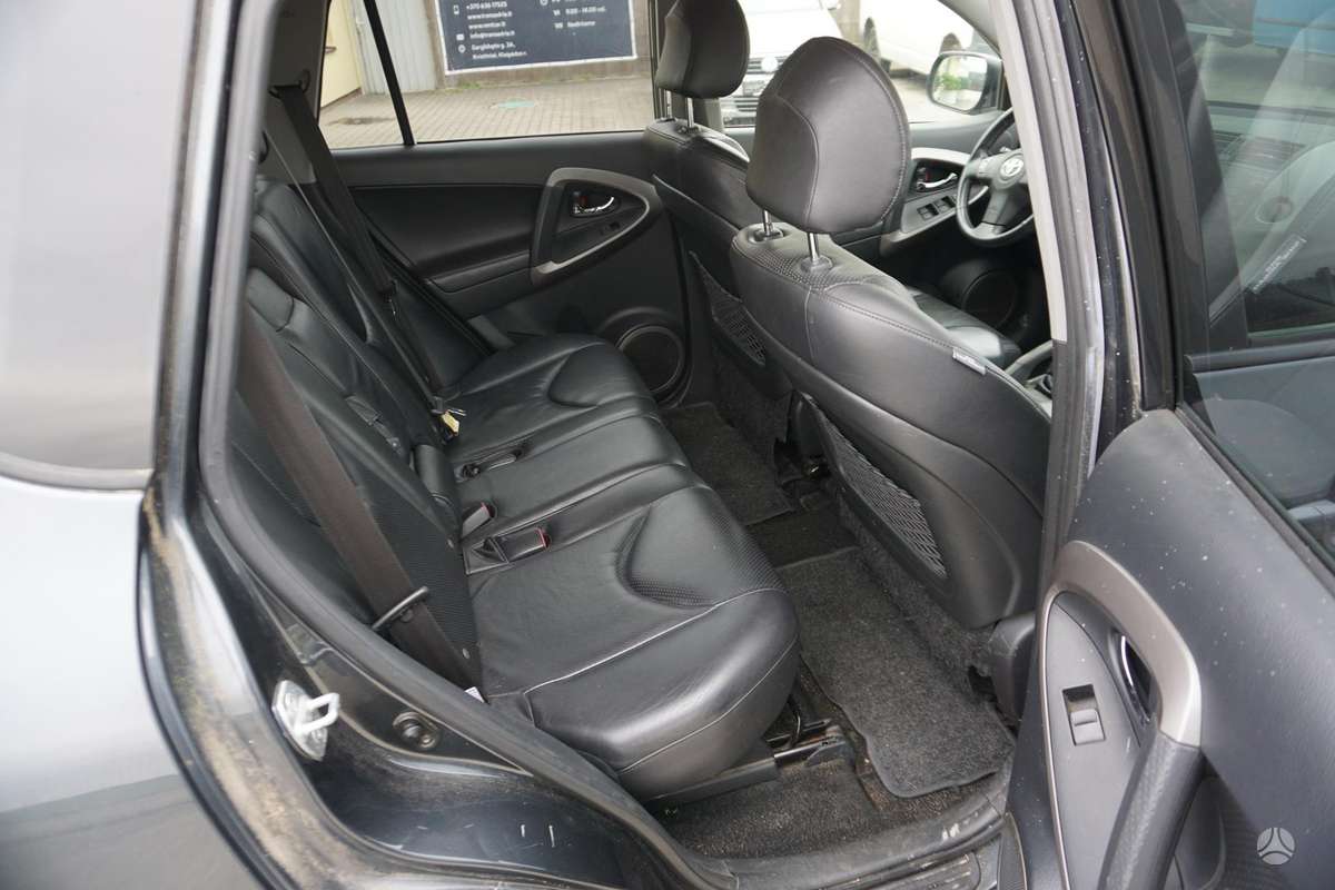Toyota RAV4 2007 — photo 11