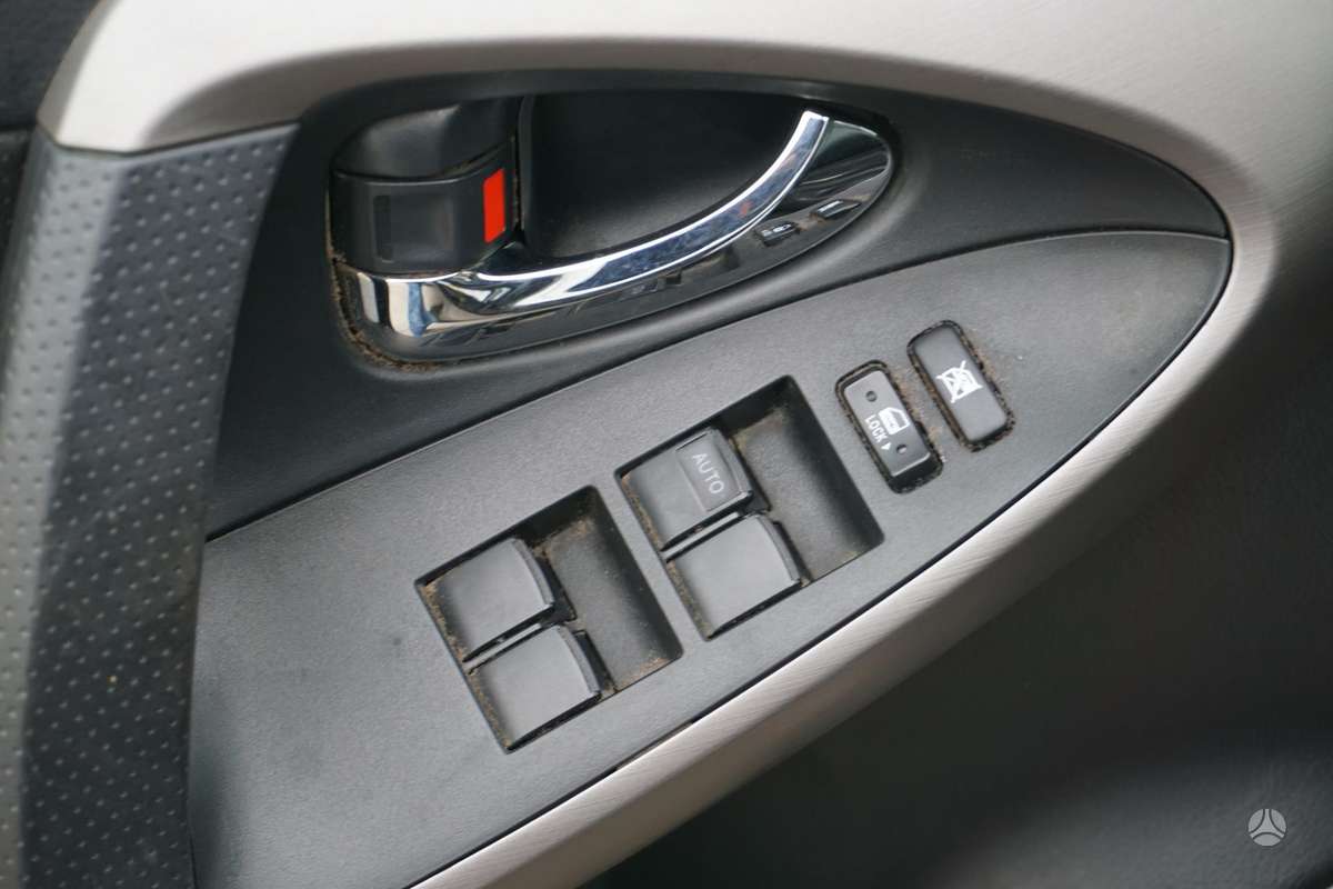 Toyota RAV4 2007 — photo 22