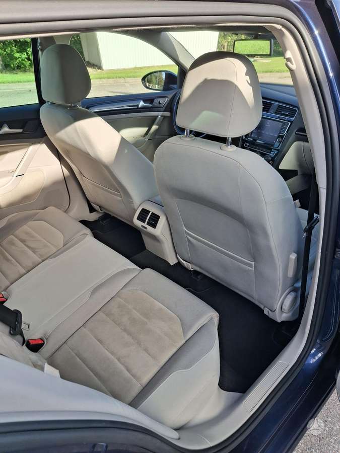 Volkswagen Golf 2014 — photo 17