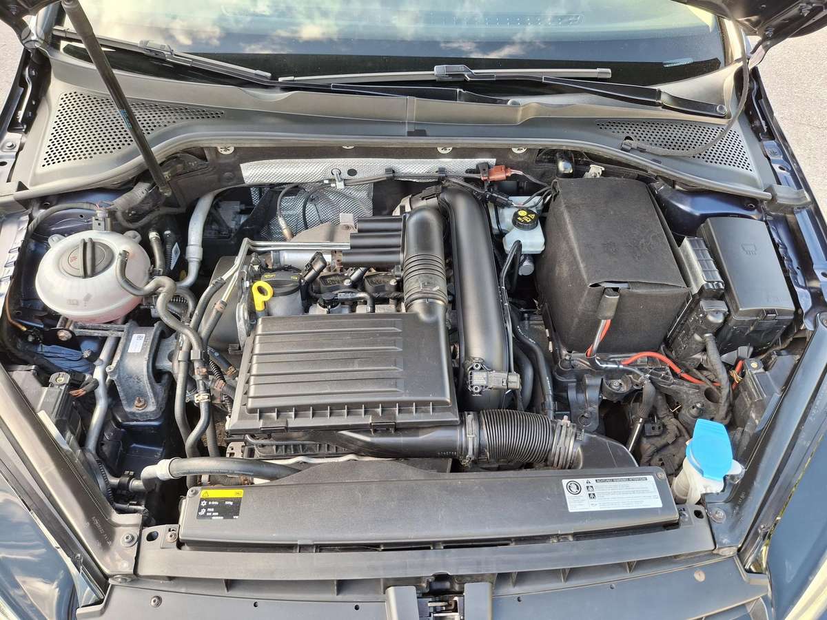 Volkswagen Golf 2014 — photo 24