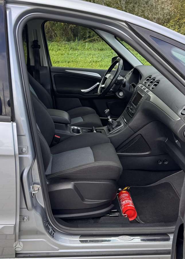 Ford S-MAX 2015 — фото 22