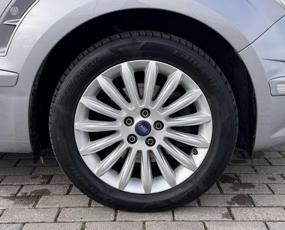 Ford S-MAX 2015 — фото 33