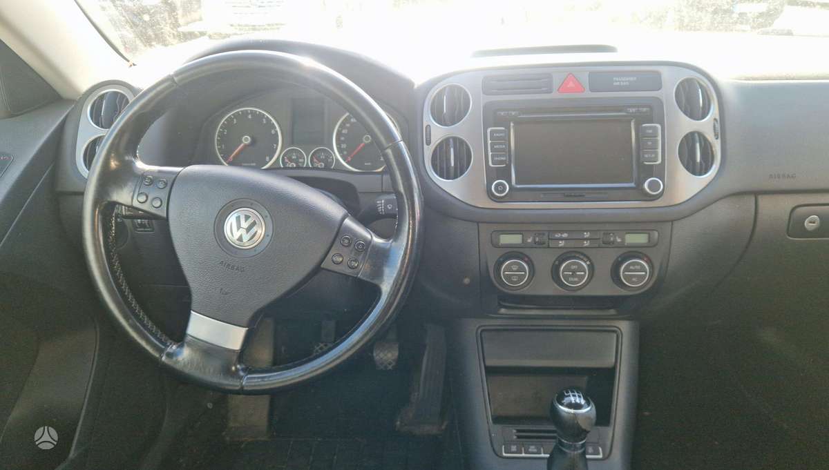 Volkswagen Tiguan 2008 — photo 7