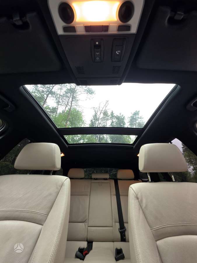 BMW 328 2012 — photo 10