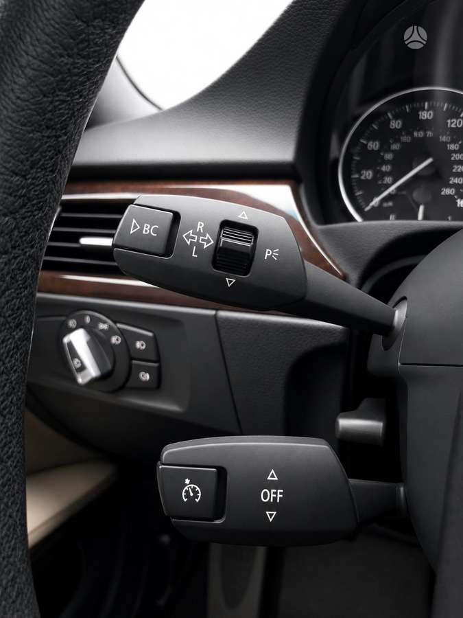 BMW 328 2012 — photo 12