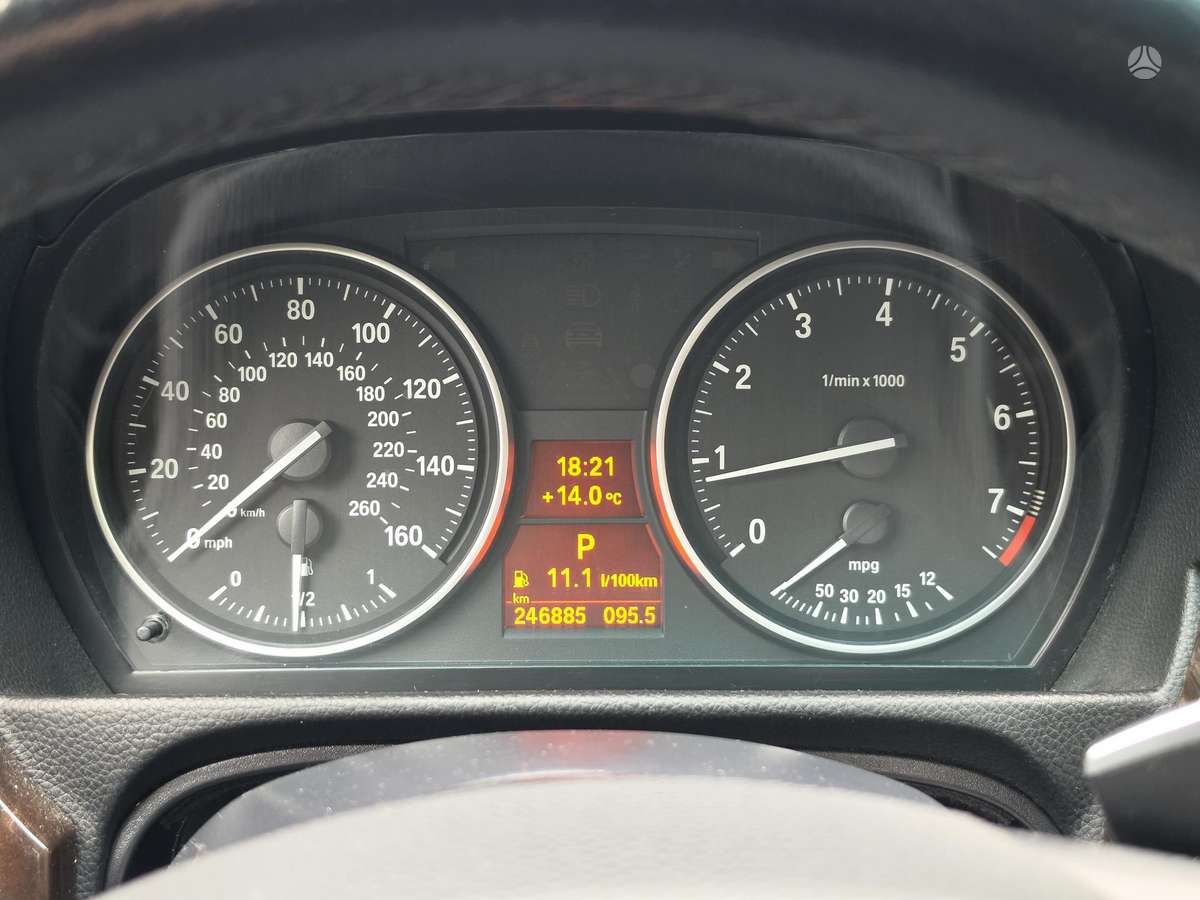 BMW 328 2012 — photo 7