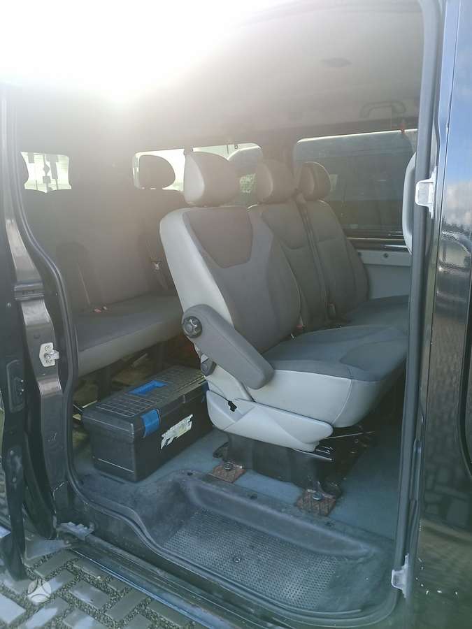 Opel Vivaro 2007 — photo 6