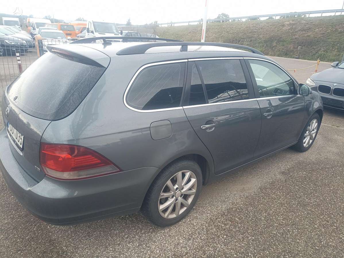 Volkswagen Golf 2012 — photo 10