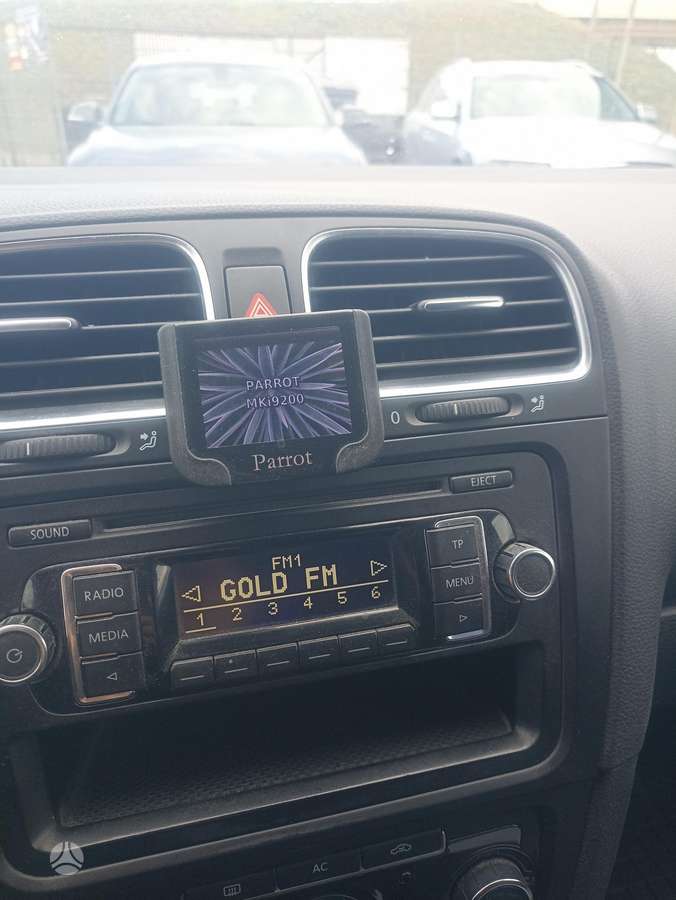 Volkswagen Golf 2012 — photo 13