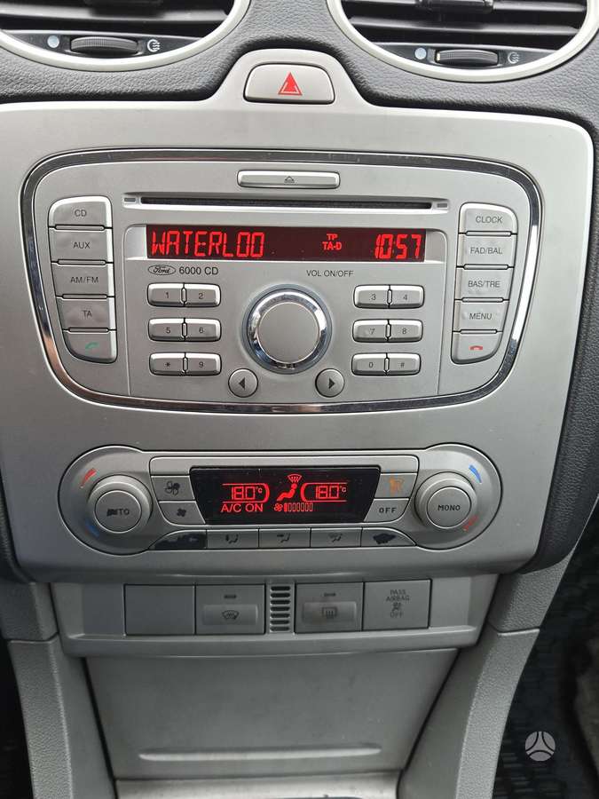 Ford Focus 2008 — photo 7