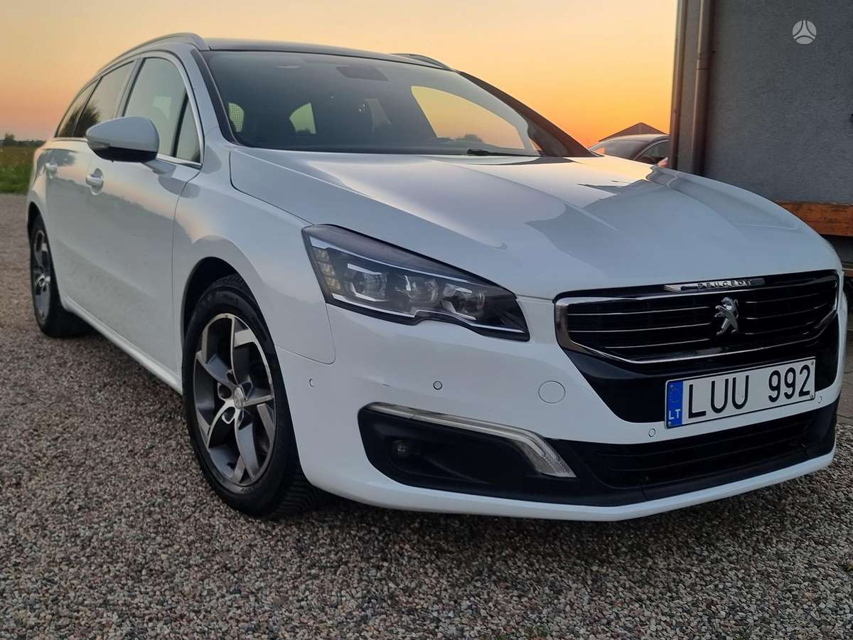 Peugeot 508 2015 — салон