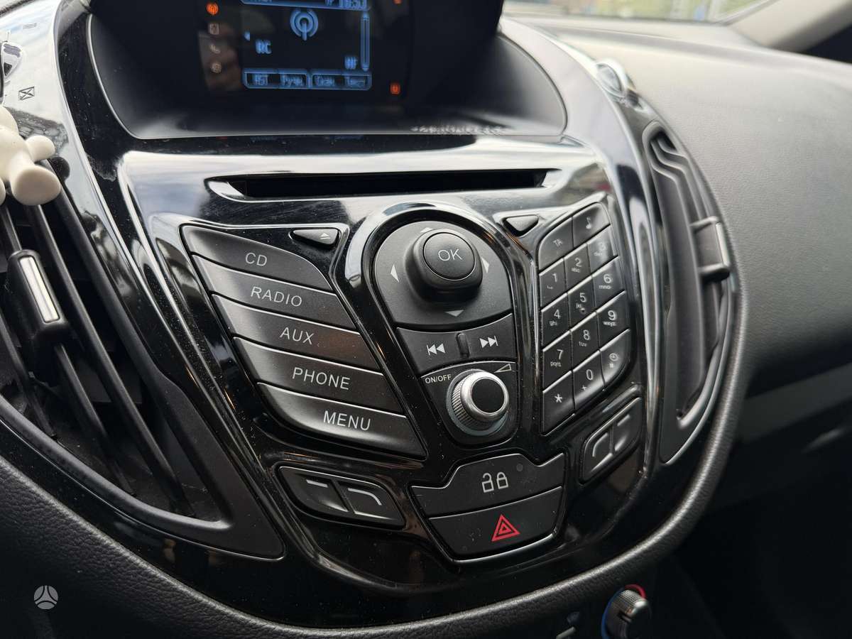 Ford B-MAX 2013 — photo 15