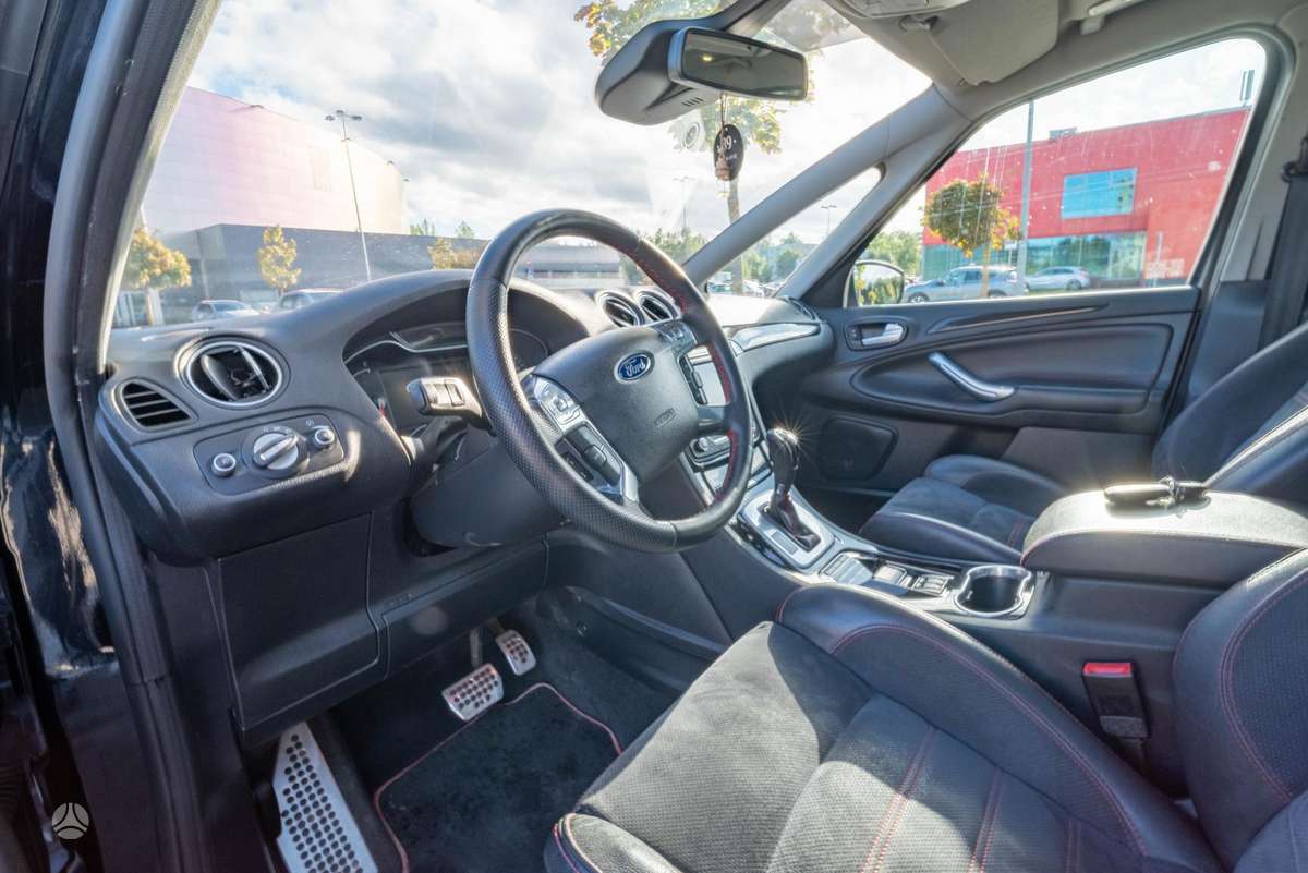 Ford S-MAX 2011 — photo 6