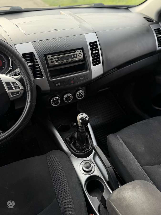 Mitsubishi Outlander 2008 — photo 12
