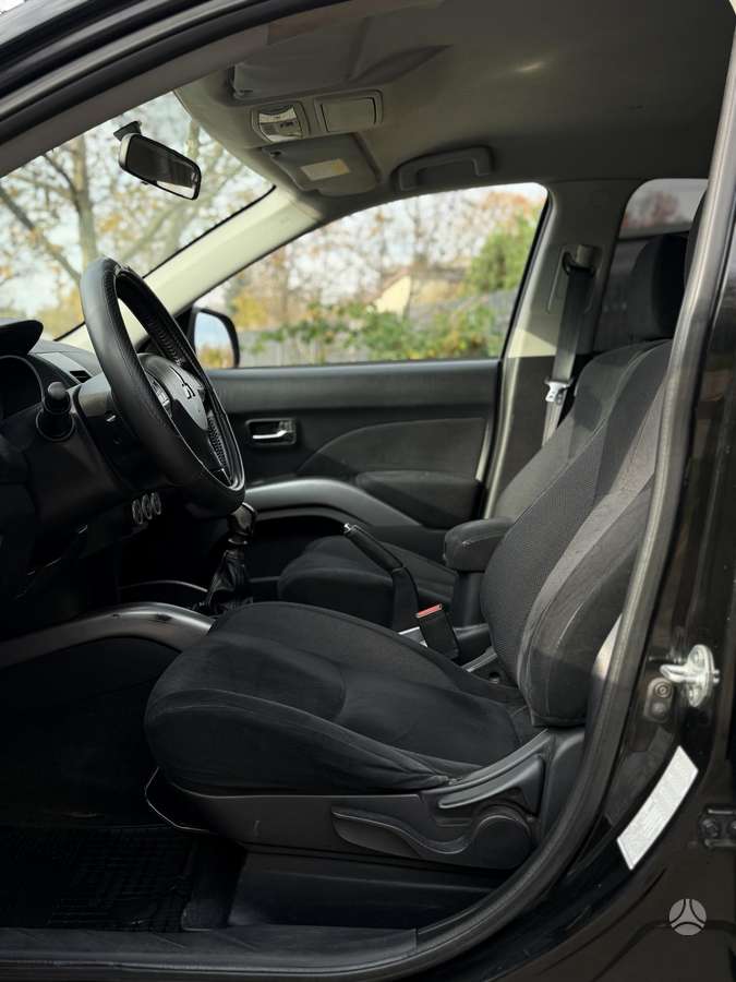 Mitsubishi Outlander 2008 — photo 6