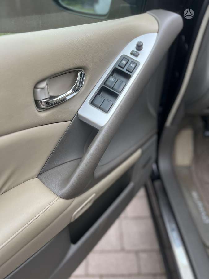 Nissan Murano 2011 — photo 16
