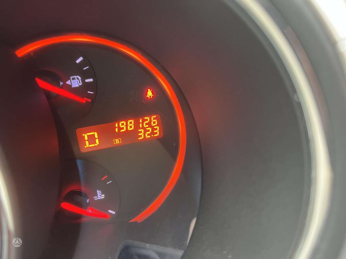 Nissan Murano 2011 — photo 28