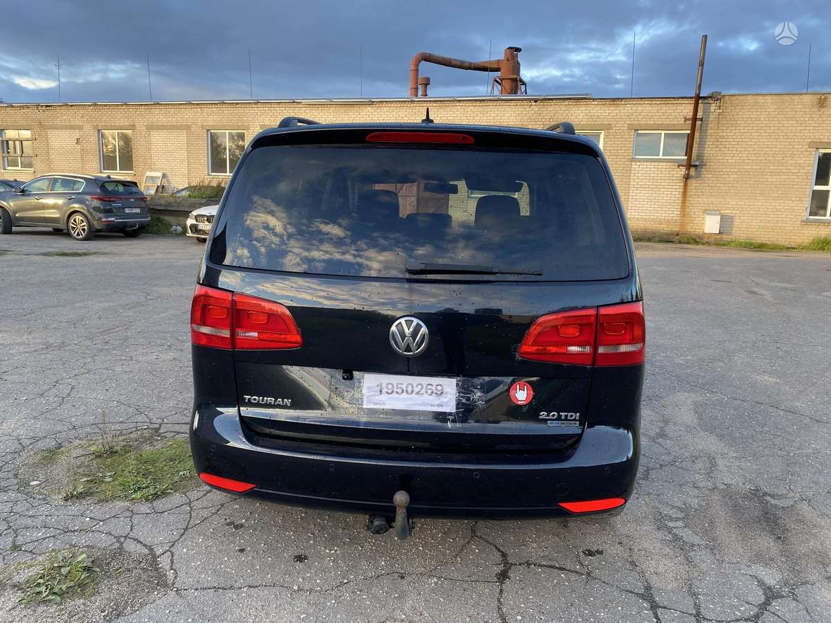 Volkswagen Touran 2014 — photo 6
