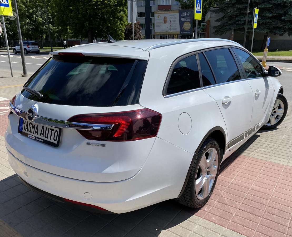 Opel Insignia 2013 — photo 13