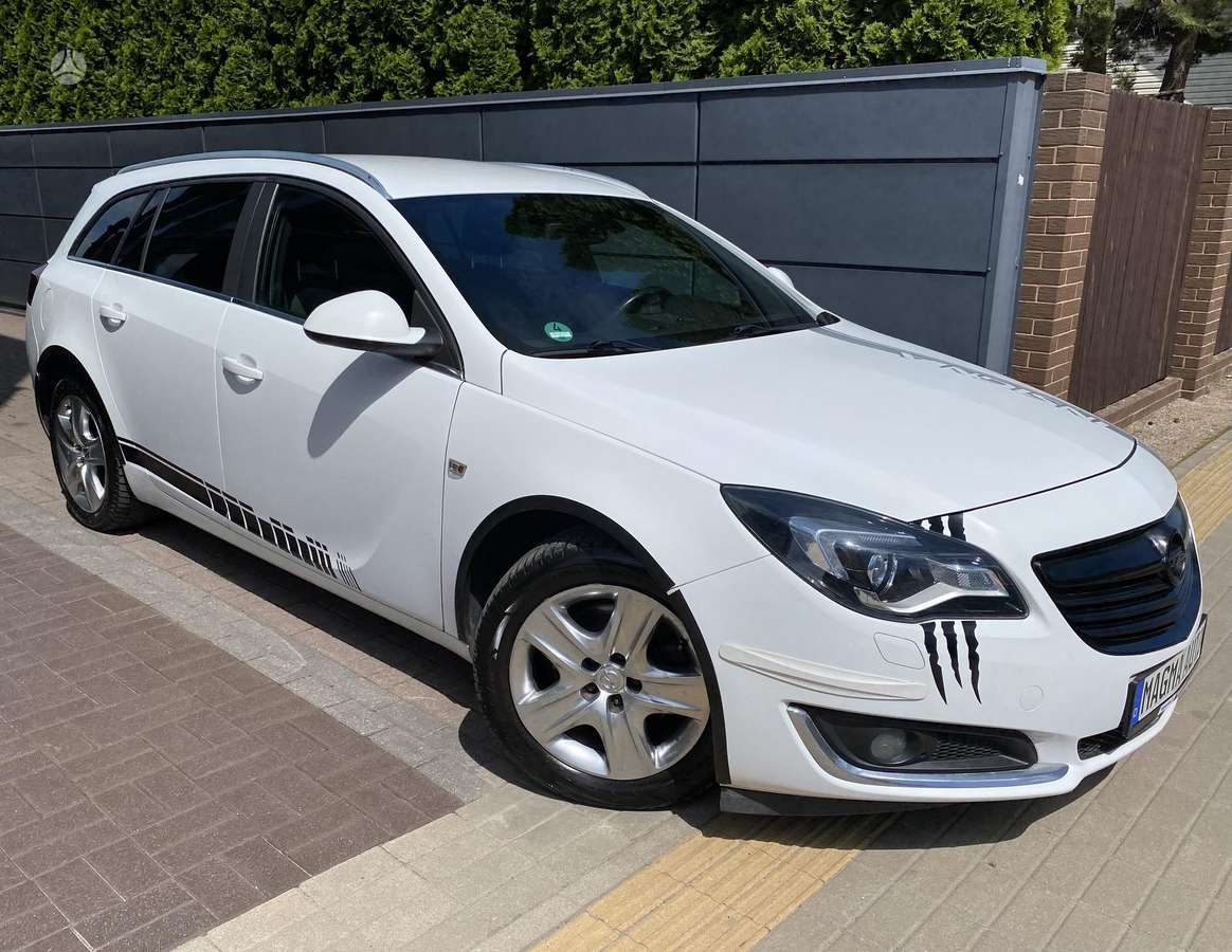 Opel Insignia 2013 — photo 9