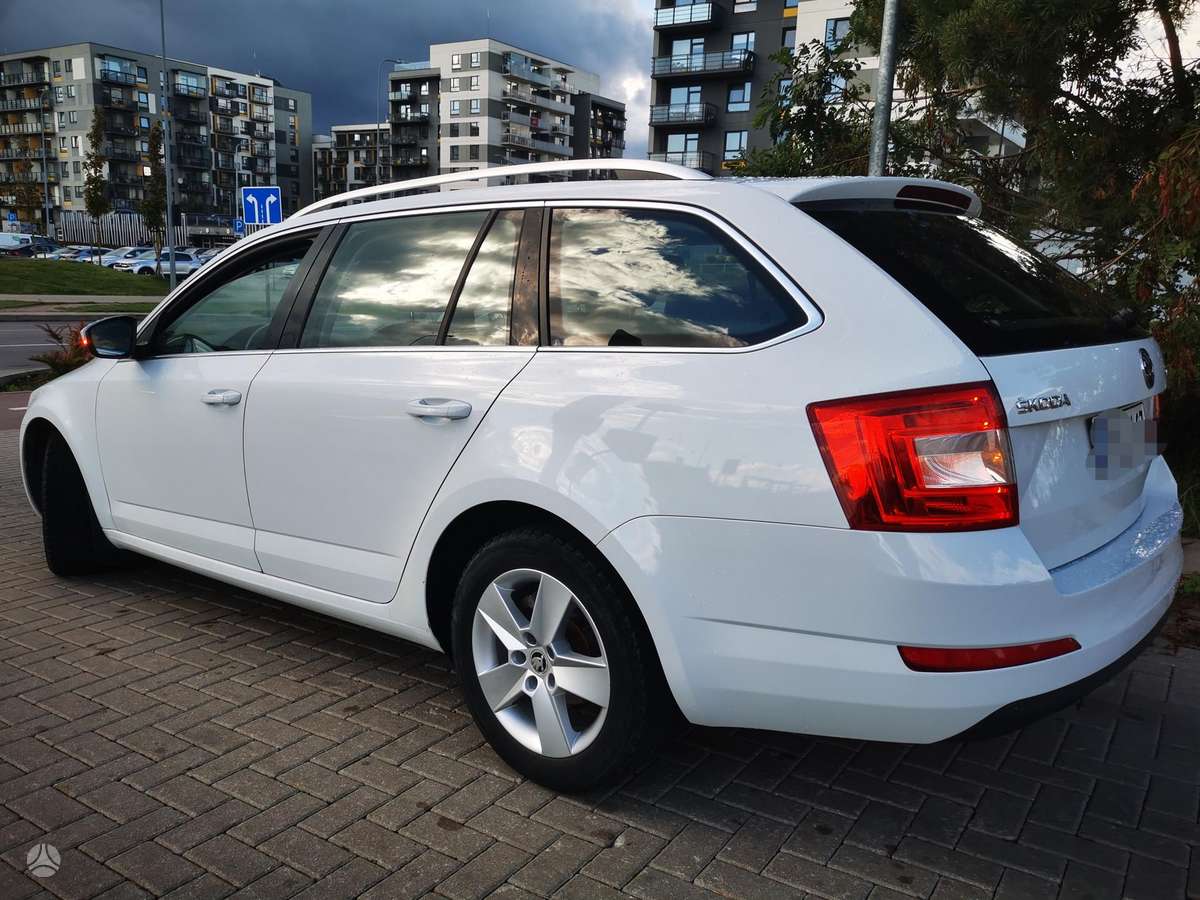 Skoda Octavia 2015 — фото 17