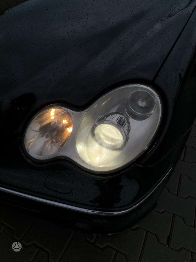 Mercedes-Benz C220 2005 — photo 13