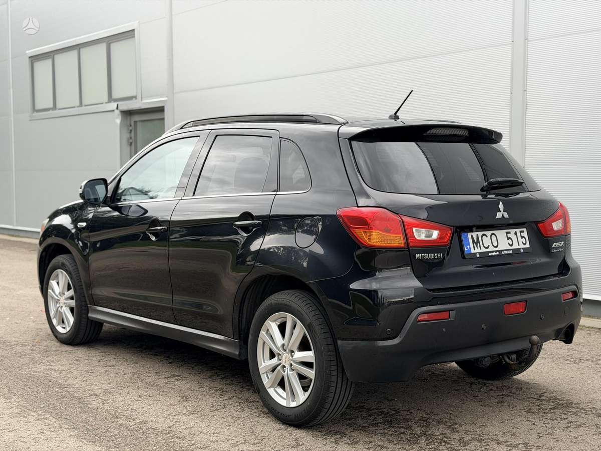 Mitsubishi ASX 2011 — photo 11