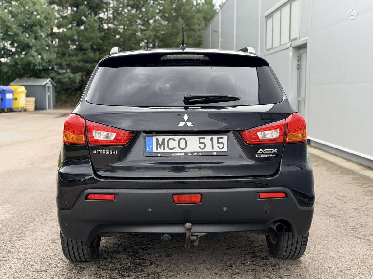 Mitsubishi ASX 2011 — photo 12