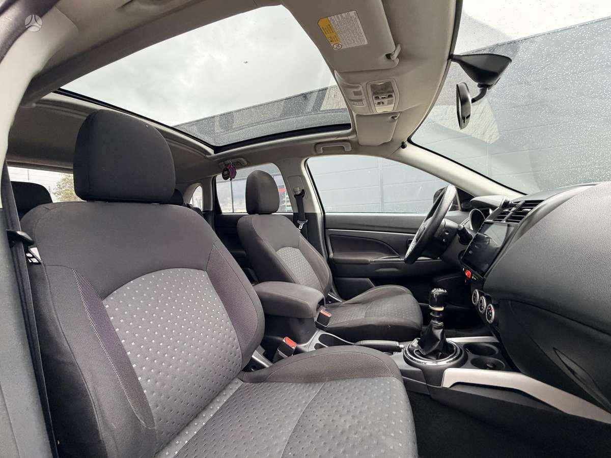Mitsubishi ASX 2011 — photo 33