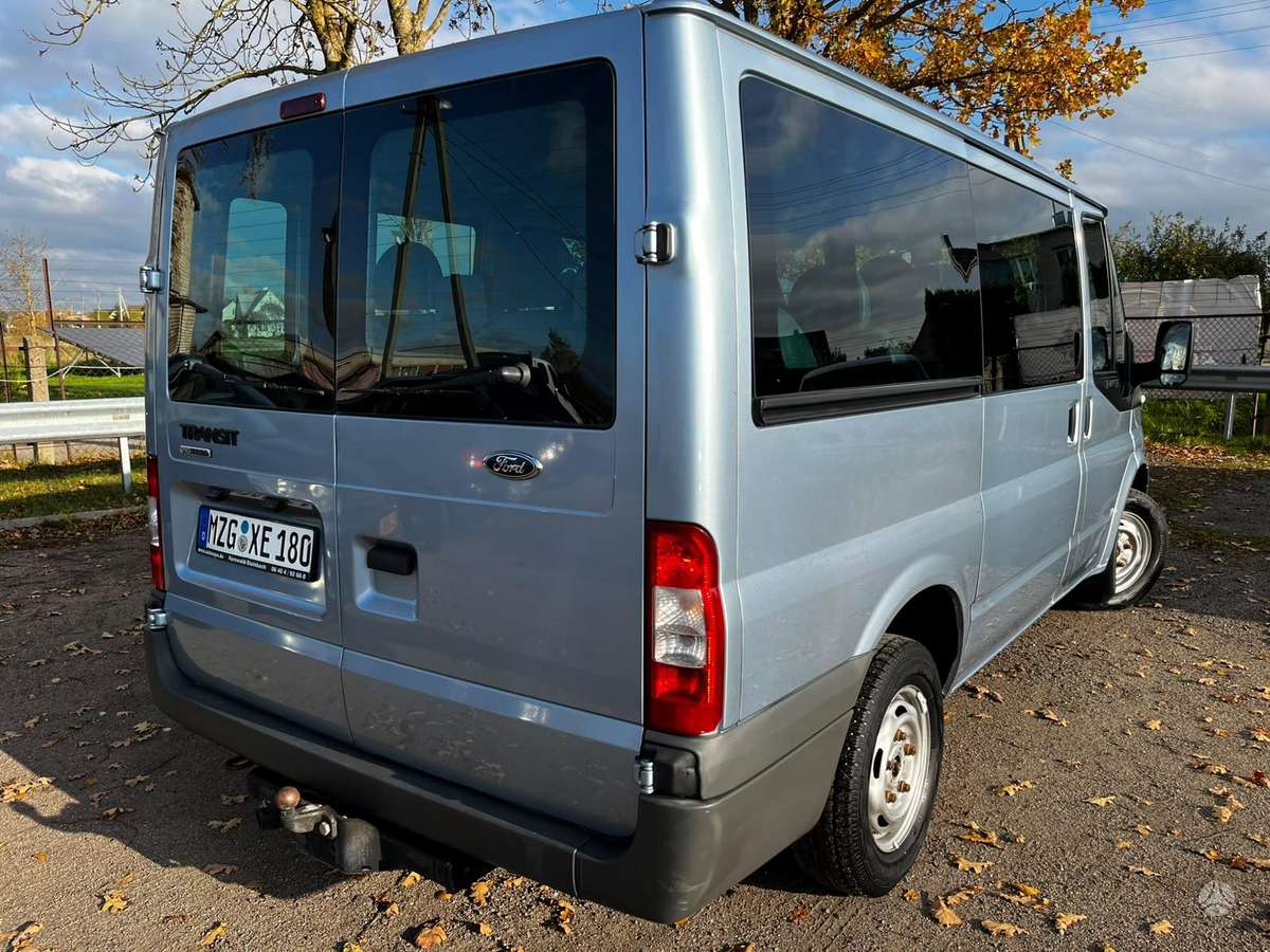 Ford Transit 2008 — interior