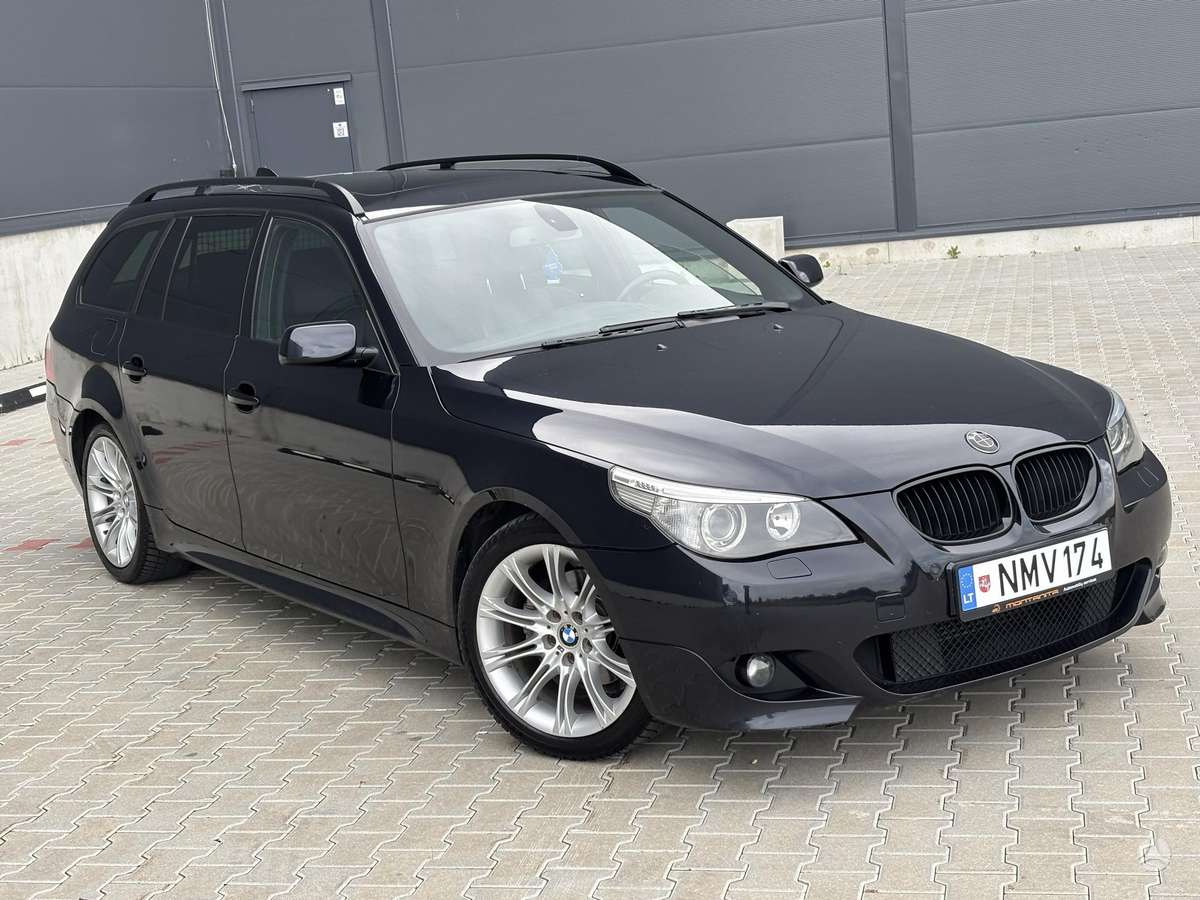 BMW 530 2007 — interior