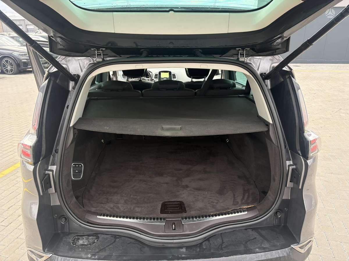 Renault Espace 2015 — photo 24