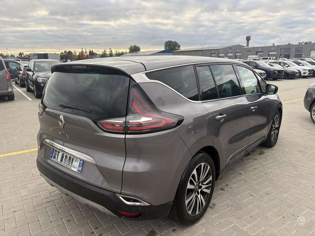 Renault Espace 2015 — engine 1598 cm³, 160 HP (118kW)