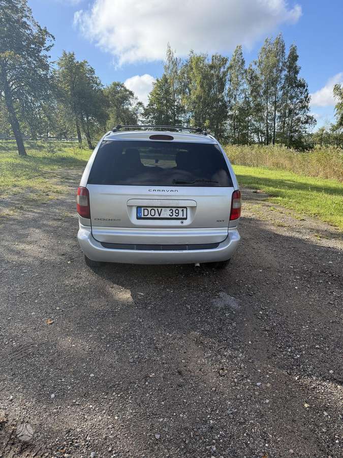 Dodge Voyager 2008 — rear view