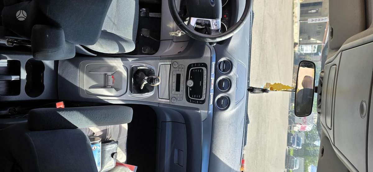 Ford Galaxy 2007 — photo 10