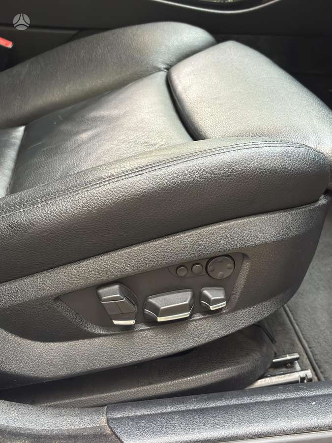 BMW 520 2011 — photo 11