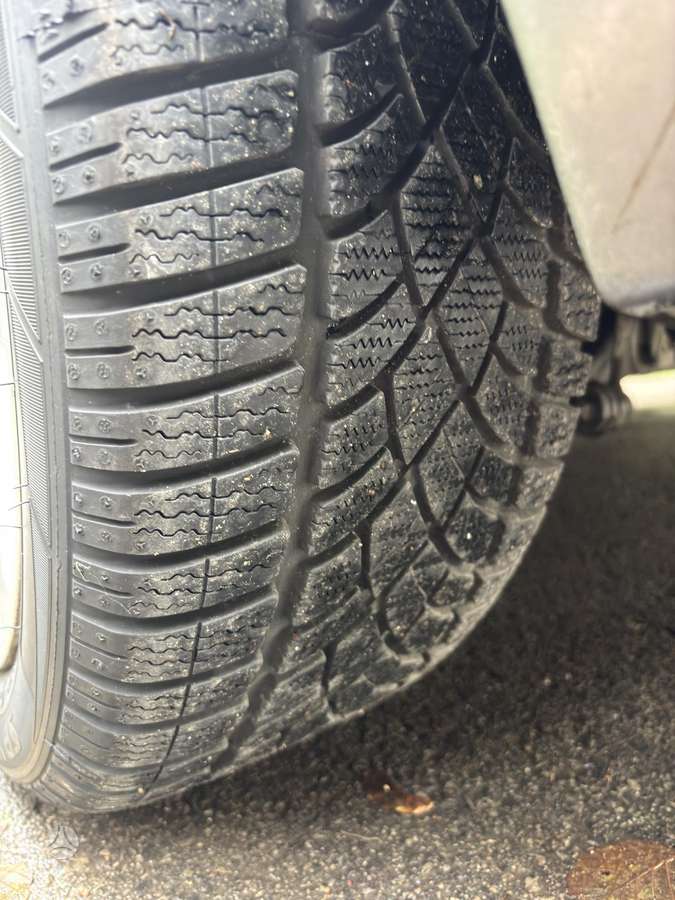 BMW 520 2011 — photo 19