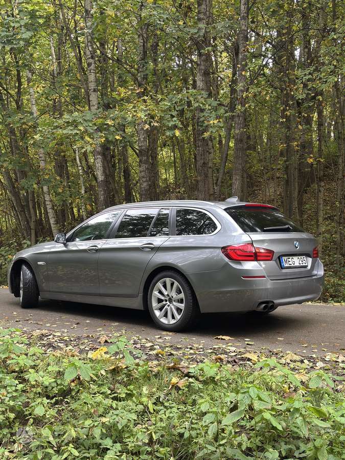 BMW 520 2011 — photo 5